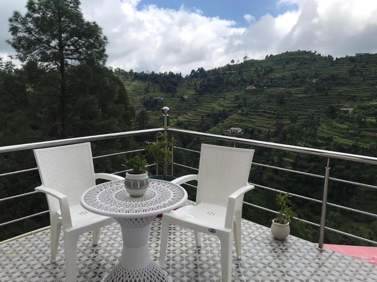 The Plum Apartment Mukteshwar Exterior photo